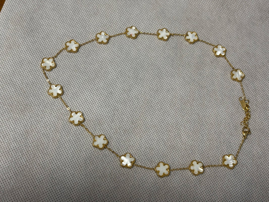 NEW ITEM -White and Gold Flower Necklace | Adjustable Length | Flower Pendants | Boho| Bohemian | Stylish | Fancy | Trendy | Valentine's Day | House Of Jax